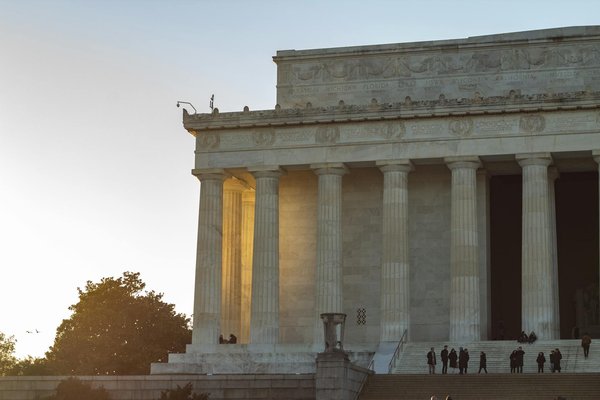 Quels sont les meilleurs spots pour une plongée sous-marine avec les dauphins aux Açores?